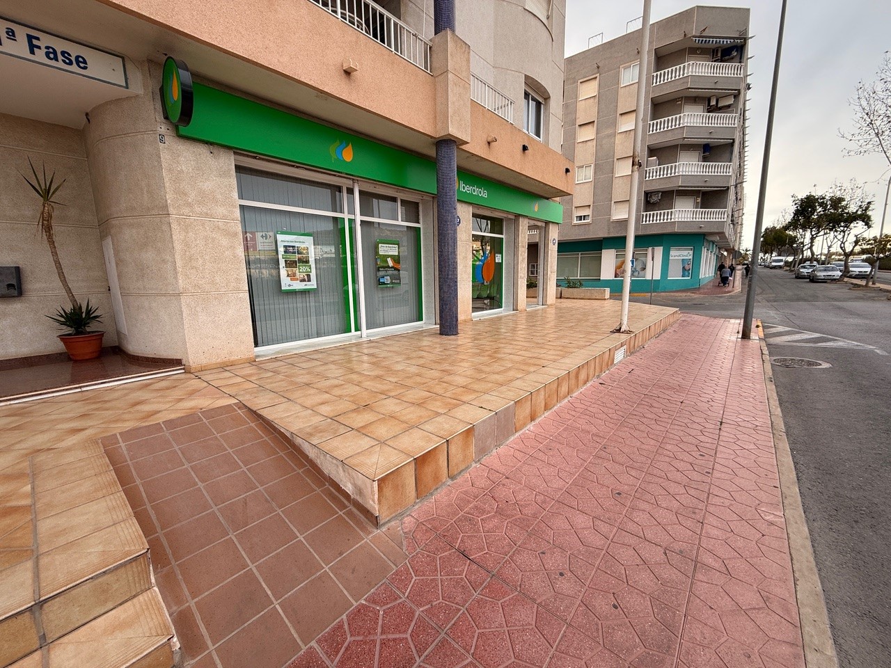 store-images