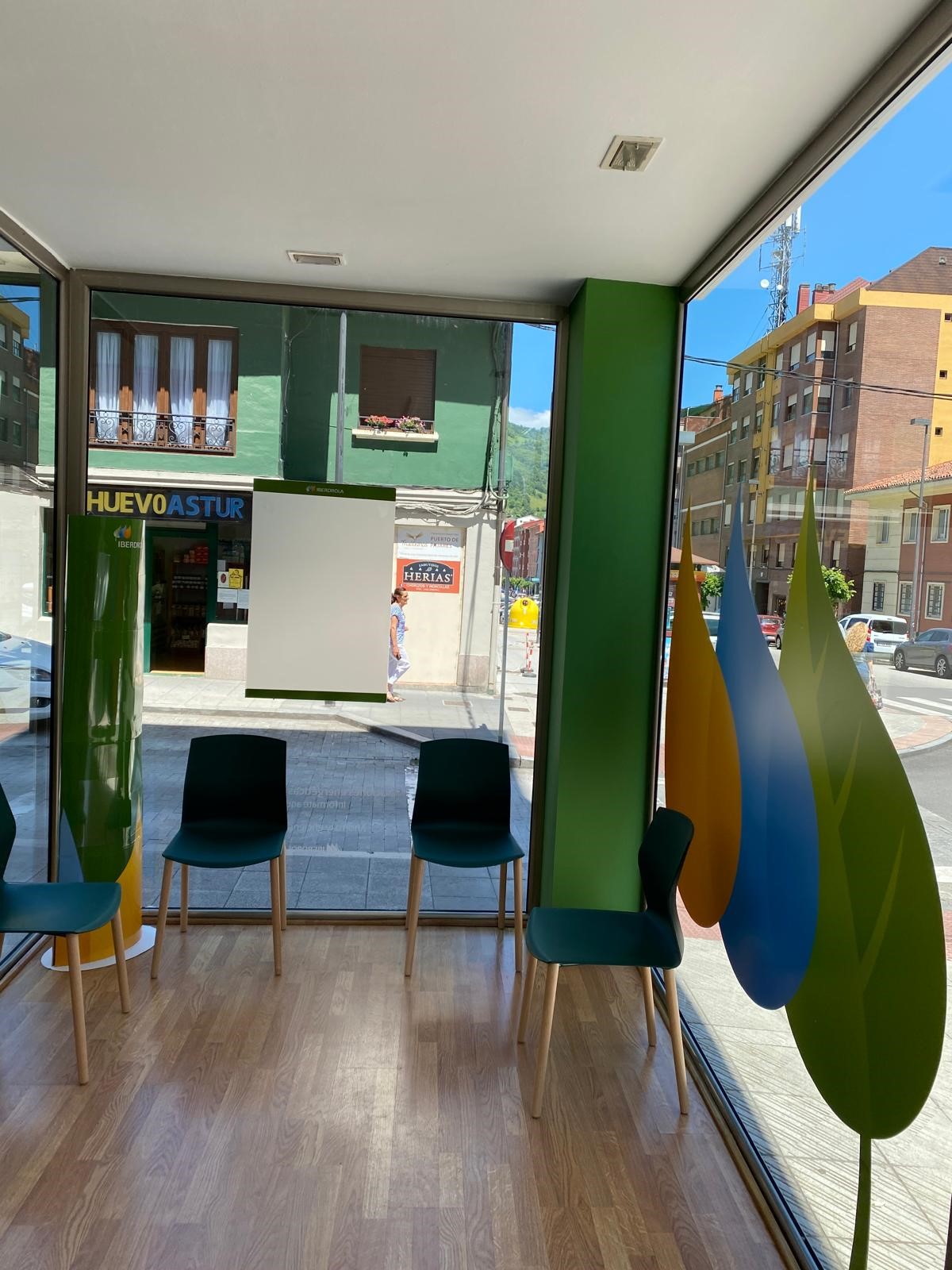 store-images