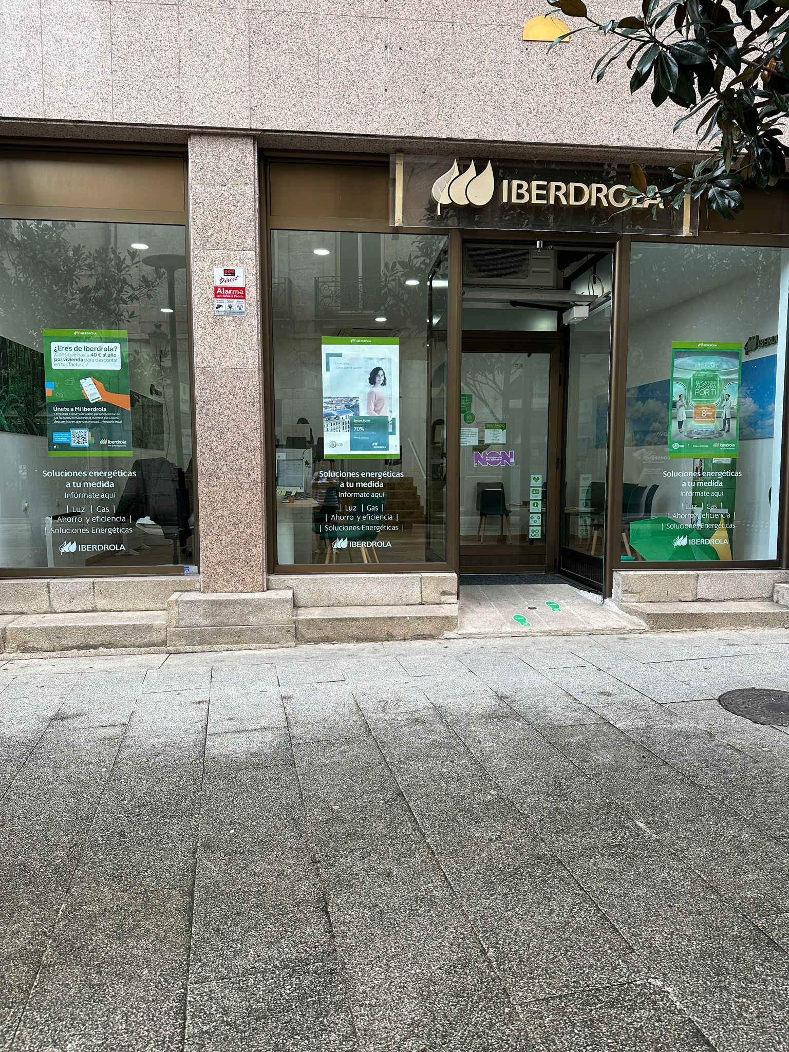store-images