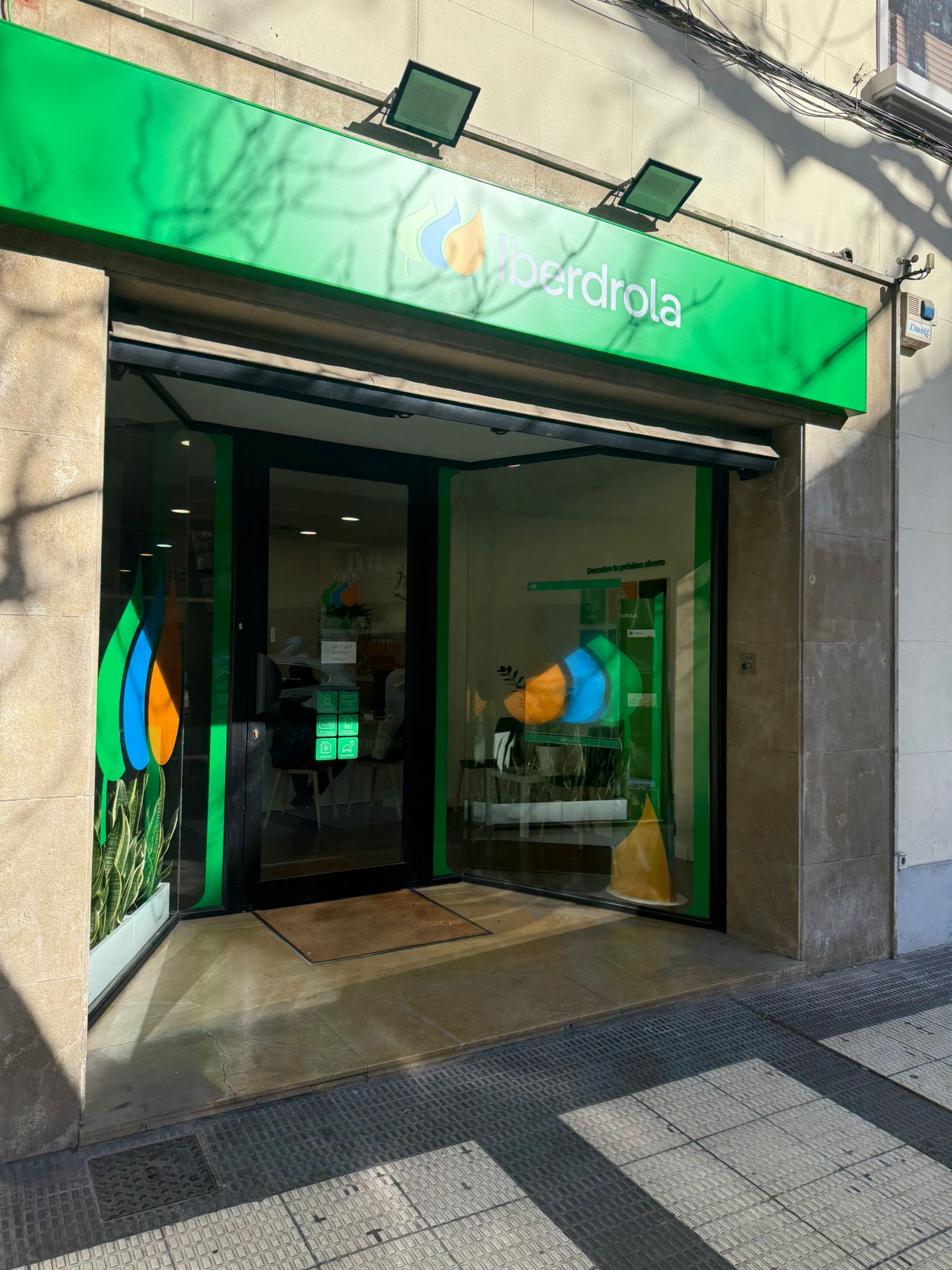 store-images